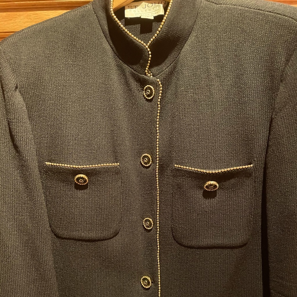 ST. JOHN’S Mandarin Collar Jacket